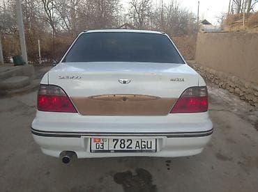 нехия 1: Daewoo Nexia: 1996 г., 1.5 л, Механика, Седан — 5