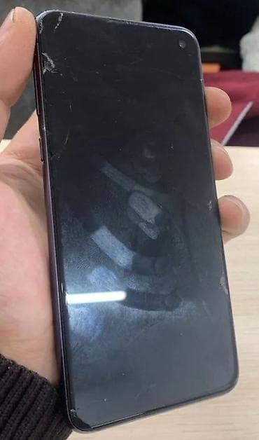 куплю телефон бу: Samsung Galaxy S10e, Б/у, 128 ГБ, цвет - Голубой, 1 SIM — 4