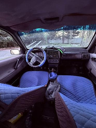 hongqi e: Volkswagen Passat: 1988 г. — 6