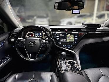 subaru forester 1: Toyota Camry: 2019 г., Седан — 7