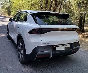 Changan Qiyuan Q05: 2026 г., Электромобиль, Лифтбек — 2