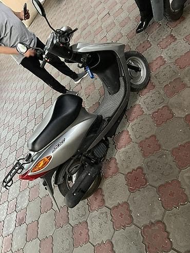 sp 4: Скутер Yamaha Jog 50 кубик (серебристый)Продаю брал для себя ездил — 2