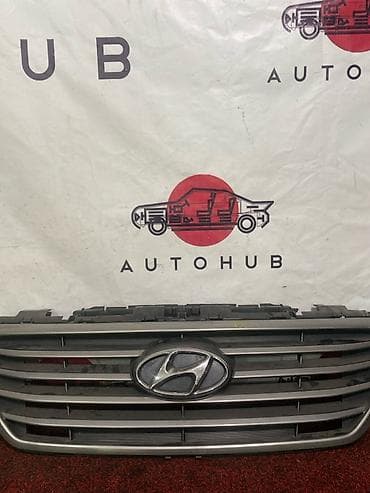 Решетка радиатора Hyundai 2014 г., Б/у, Оригинал at lalafo.kg Решетка радиатора Hyundai 2014 г., Б/у, Оригинал