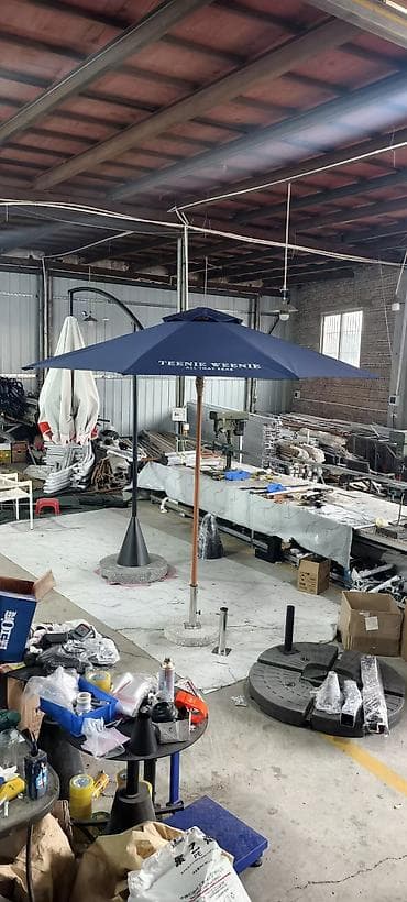 зонты для сада: Цены разные для уточнения пишите на WhatsApp Продаем как и в розницу — 8