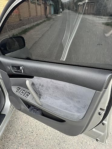 одиссей 2004: Toyota Allion: 2003 г., 1.8 л, Бензин, Седан — 9