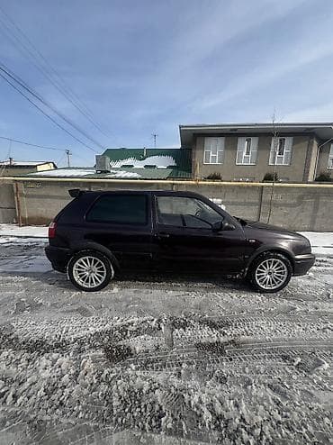 гольф р: Volkswagen Golf: 1994 г., Хэтчбэк — 4