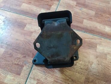 запчасти на мицубиси паджеро 2: Подушка коробки передач Mitsubishi Б/у, Оригинал — 3