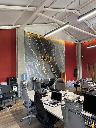 офисы сдаю: Аренда офисов, 80 м², 1 линия — 8
