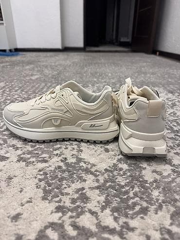 lining flex: Мужские кроссовки, 40, Новый, цвет - Бежевый — 4