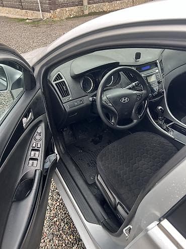 sprinter 2 7: Hyundai Sonata: 2011 г., 2 л, Автомат, Газ, Седан — 5