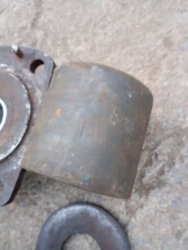 реечный домкрат: Фаркоп Для грузовых авто Howo, Б/у, Самовывоз — 26