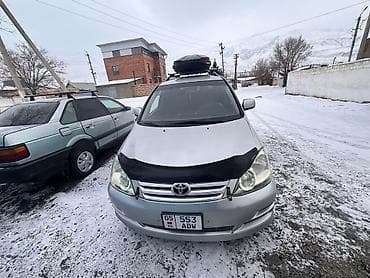 7 местка: Toyota Avensis Verso: 2005 г., 2 л, Бензин, Минивэн — 3