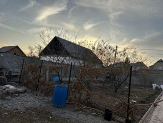 срочно продаю дом ак ордо: 4 соток, Для строительства, Красная книга — 5