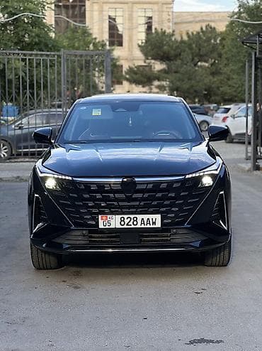 jmc машина: Changan Uni-Z: 2025 г., 1.5 л, Робот, Бензин, Кроссовер — 1