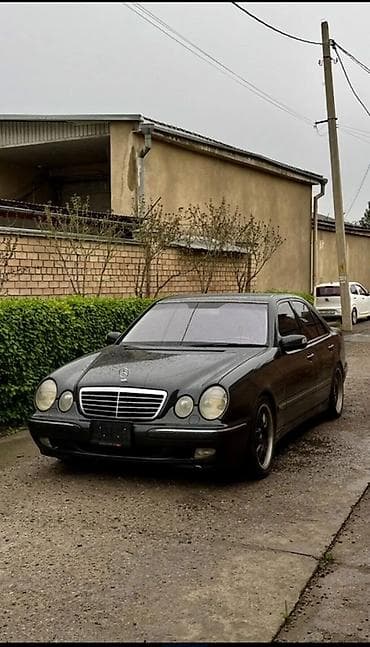 Mercedes-Benz E-Class: 2000 г., 4.3 л, Автомат, Бензин, Седан
