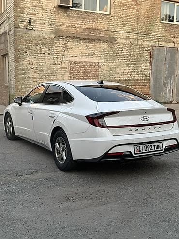 lf sonata: Hyundai Sonata: 2021 г., 2 л, Автомат, Газ, Седан — 4