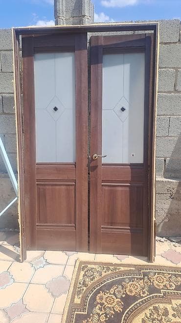 Межкомнатная дверь, Б/у, Со стеклом, Деревянная