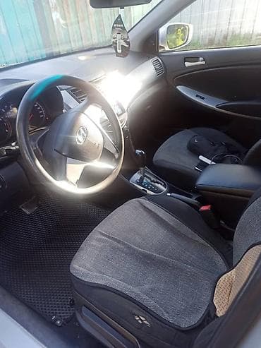 салярис машина: Hyundai Solaris: 2013 г., 1.6 л, Автомат, Бензин, Седан — 9