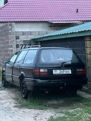 j 05: Volkswagen Passat: 1989 г., 1.8 л, Механика, Бензин, Универсал — 1