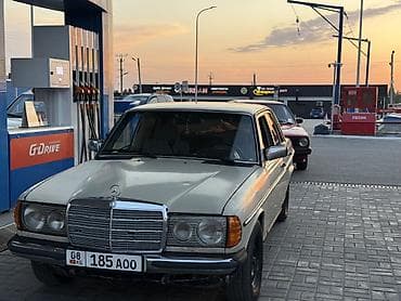 s class w220: Mercedes-Benz W123: 1979 г., 2 л, Механика, Дизель, Седан — 4