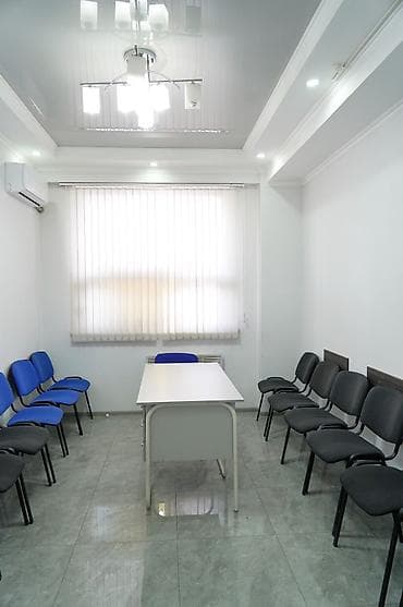 open space: Аренда офисов, 109 м², В административном здании, С оборудованием — 9