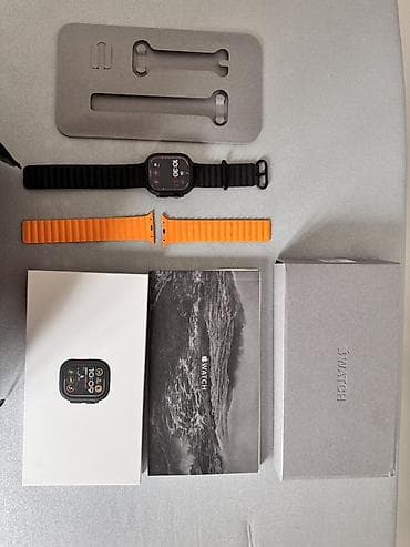 Apple Watch Ultra 2 (49 мм) с комплектом ремешков с защитным стеклом