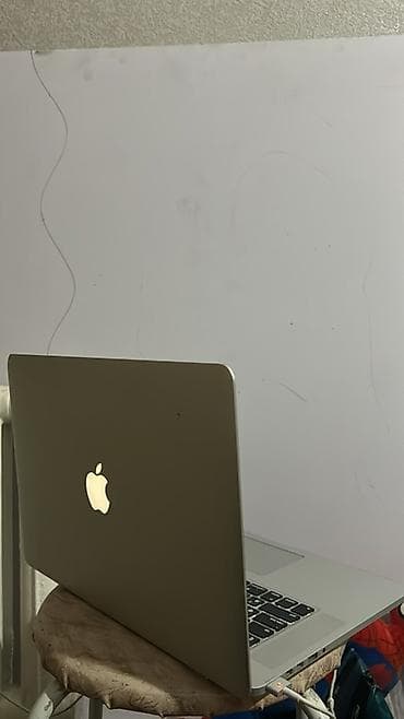 macbook pro 16gb: Продаю MacBook Pro 2015 года - Экран: Retina - Процессор: Intel — 2
