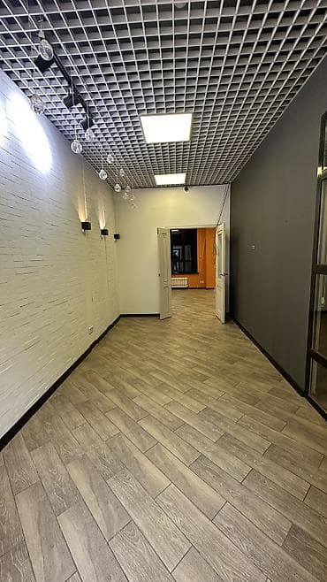 сдает: Аренда офисов, 55 м², В бизнес центре — 1