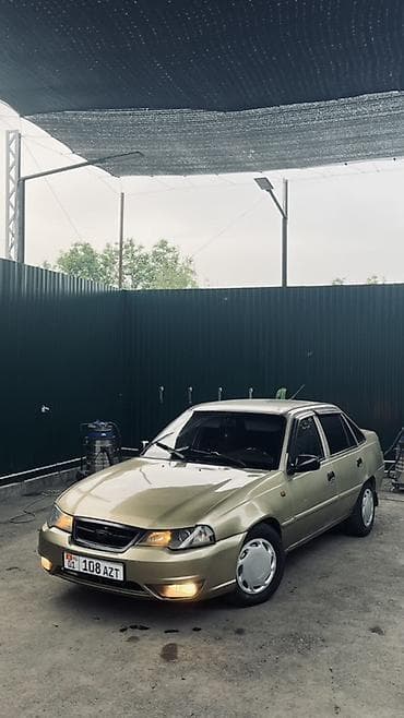 Daewoo Nexia: 2009 г., 1.6 л, Механика, Бензин, Седан