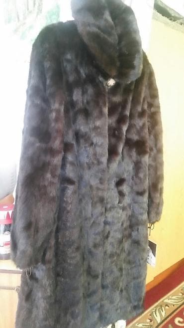 Продается новая норковая шуба, темно-коричневого цвета, размер 58