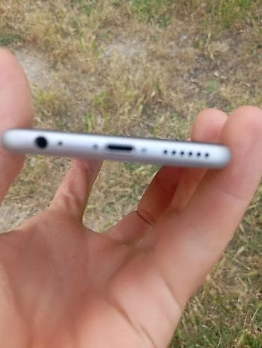 iphone телефоны: IPhone 6s, Серебристый — 7