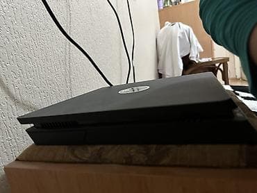 iphone 12 lalafo: Игровая консоль Sony PlayStation 4 Slim (PS4 Slim) - Оригинальная — 4