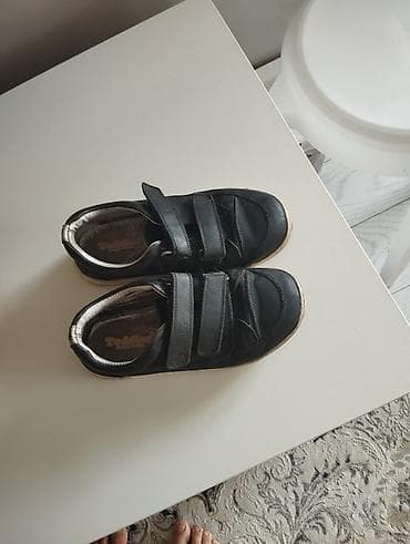 fred perry: Детские кроссовки Pablosky, размер 32. - Цвет: черный. - Верх: кожа с — 3