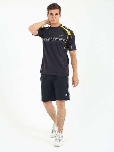 оборудование для нижнего белья: Футболка UMBRO AS045 Материал: Climacool Цена 1200 с. размеры от — 6