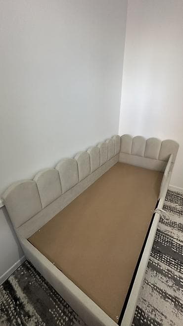 2 яросный кровать: Срочно Продается новая кровать, не использован. - Размер спального — 2