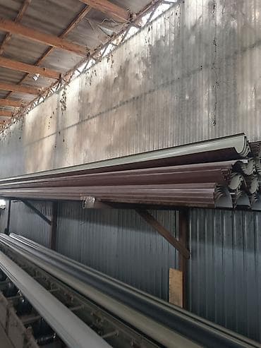 профиль примыкания: Металлические элементы водосточной системы и кровельные доборные — 6