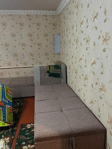 Комнаты: 90 м², С мебелью — 5