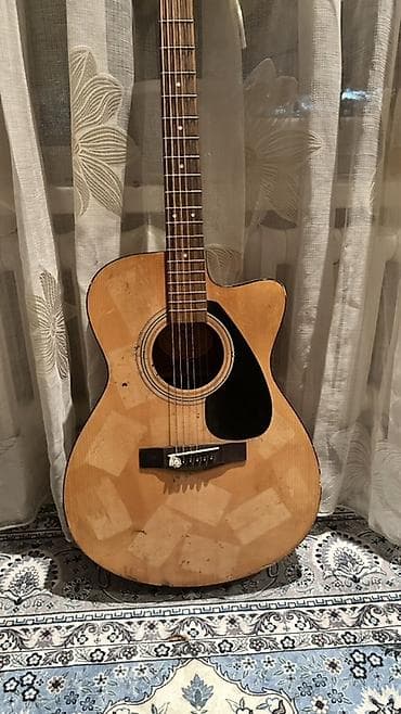 Музыкальные инструменты: Yamaha FS 100C (Made in Indonesia) Нюансы: Из за ранее наклеенных — 1