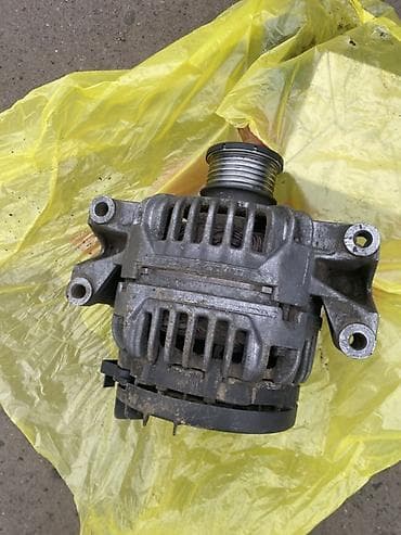 Автокосметика: Генератор Mercedes-Benz 2005 г., Б/у, Оригинал — 2