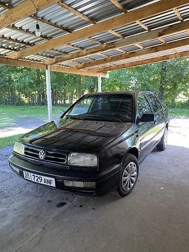 suzuki lets 2: Volkswagen Vento: 1993 г., Бензин, Седан — 7