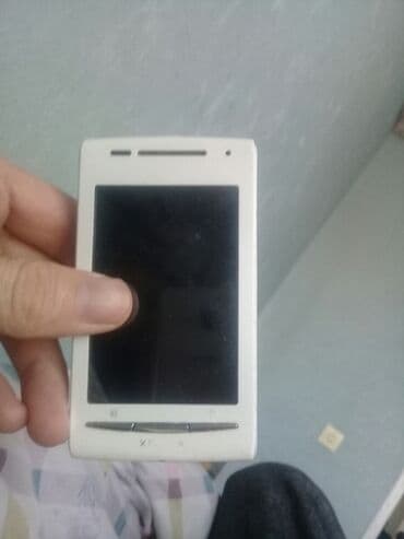 мини телефоны: Sony ericsson xperia x8.Гнездо для зарядки менять надо.Карманный мини — 1