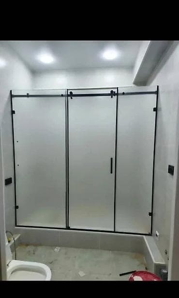 двер для душа: Изготовление и монтаж стеклянных душевых ограждений под размер - — 1