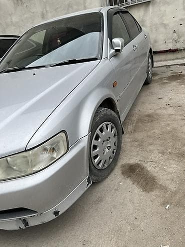 Honda Accord: 2002 г., 1.8 л, Бензин, Седан