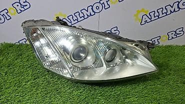 2008: Передняя правая фара Mercedes-Benz 2008 г., Оригинал — 1