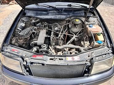 Audi 100: 1991 г., 2.3 л, Механика, Бензин, Седан — 10