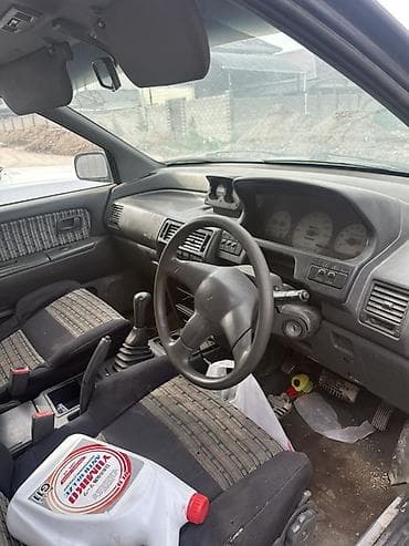 замена газовых фильтров: Mitsubishi RVR: 1995 г., 2 л, Ручные, Бензин, Минивэн — 8