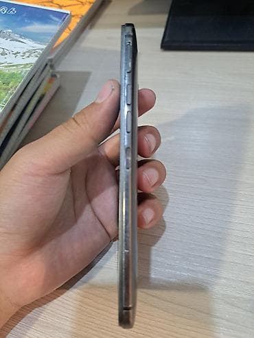 nokia 108: HTC One M9, Б/у, 32 ГБ, цвет - Серый, 1 SIM — 3