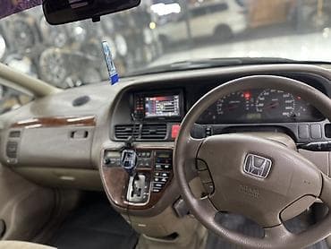 q 7: Honda Odyssey: 2001 г., Автомат, Бензин, Минивэн — 9