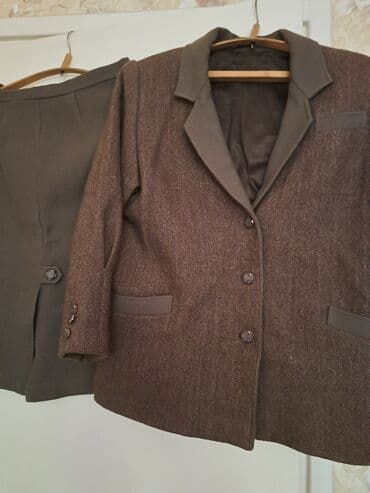 спортивные костюмы женские больших размеров: Костюм шефом р-р52-54,костюм трикотаж р-р 48-50, костюмы драп — 4