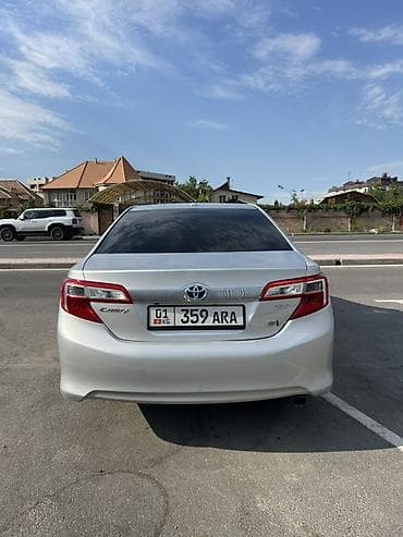 corolla 2004: Toyota Camry: 2012 г., 2.5 л, Вариатор, Гибрид, Седан — 3